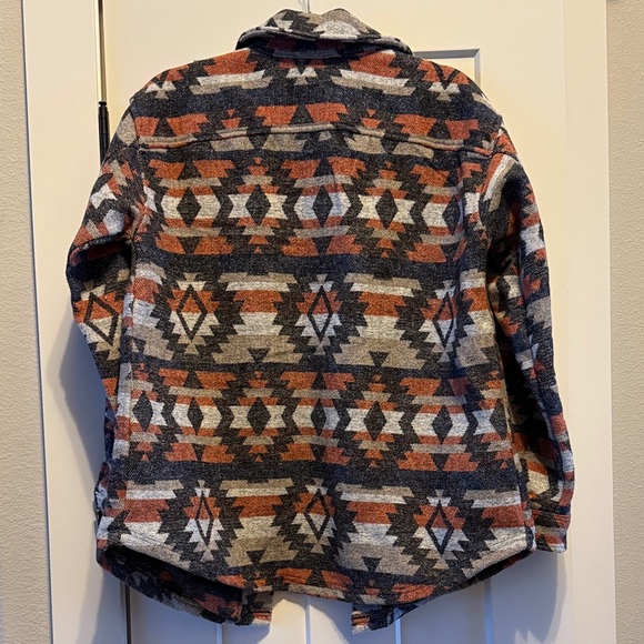 Aztec Patterned Shacket - Picture 5 of 6